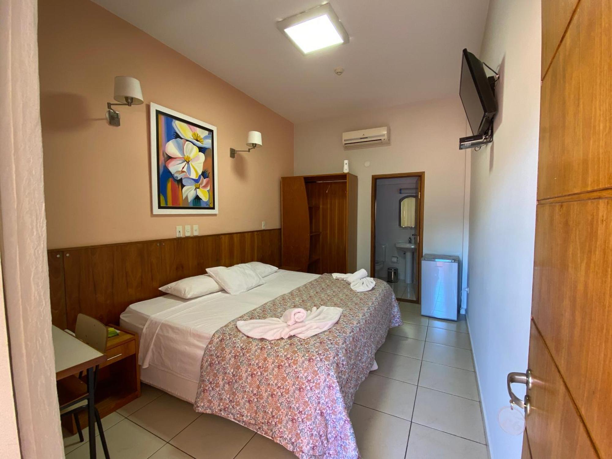 Terwindt Hotel Encarnacion Ngoại thất bức ảnh