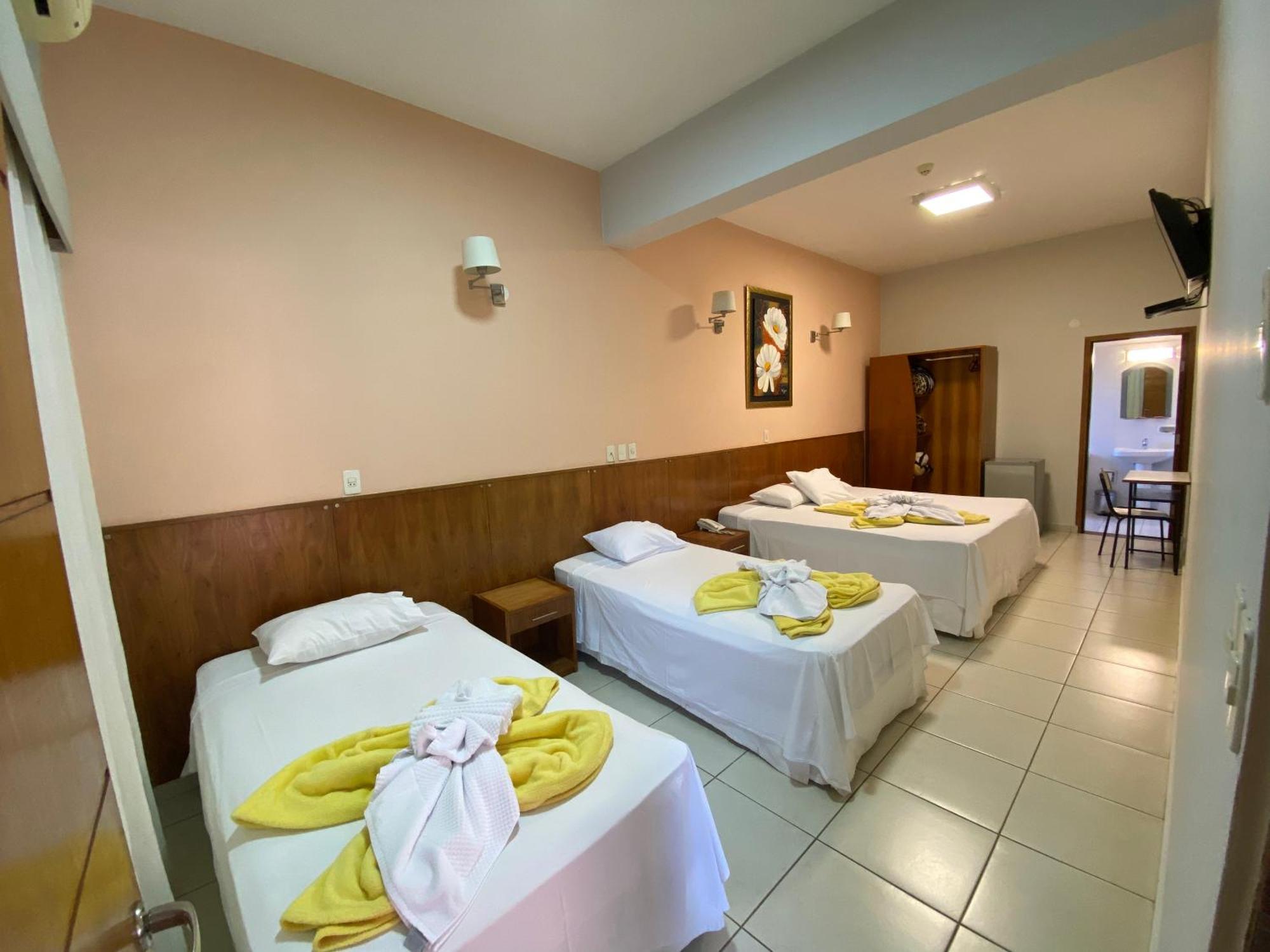 Terwindt Hotel Encarnacion Ngoại thất bức ảnh