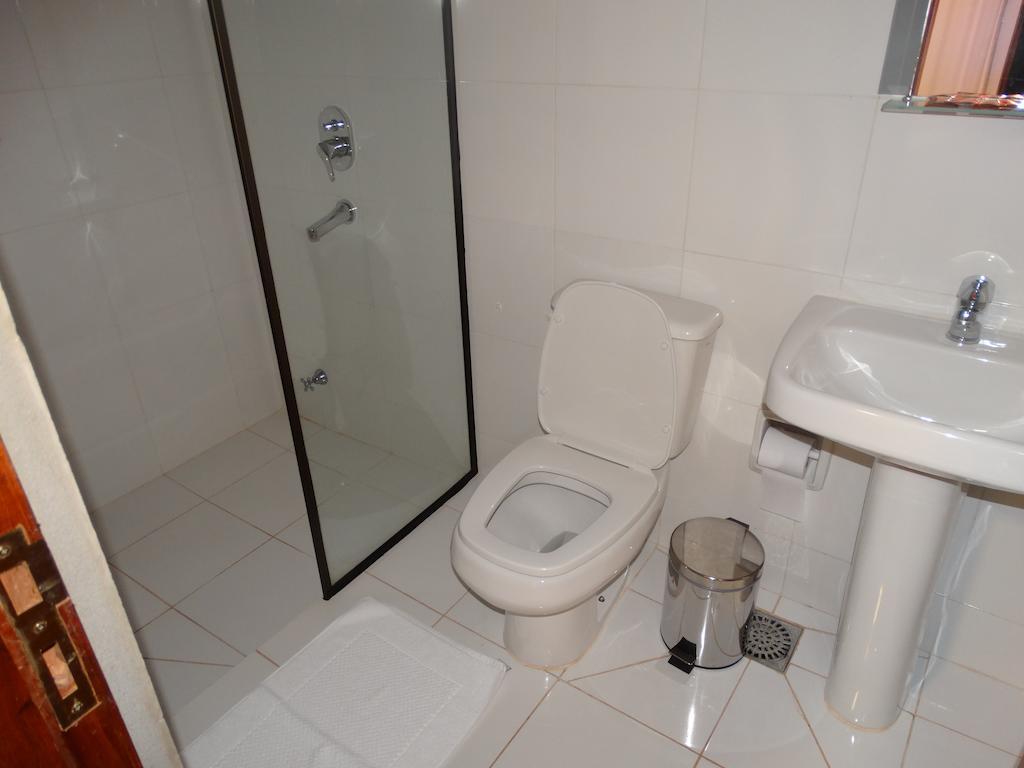 Terwindt Hotel Encarnacion Phòng bức ảnh